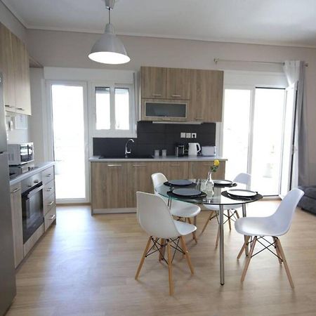 Penthouse Lux Flat With 2 Bd Next To Larissis Lägenhet Aten Exteriör bild