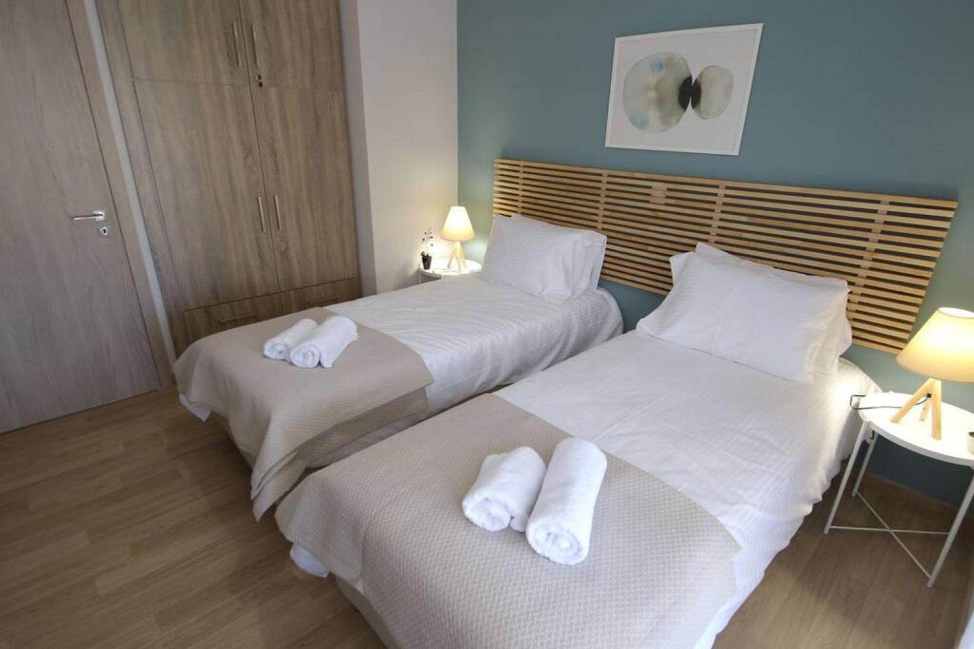 Penthouse Lux Flat With 2 Bd Next To Larissis Lägenhet Aten Exteriör bild