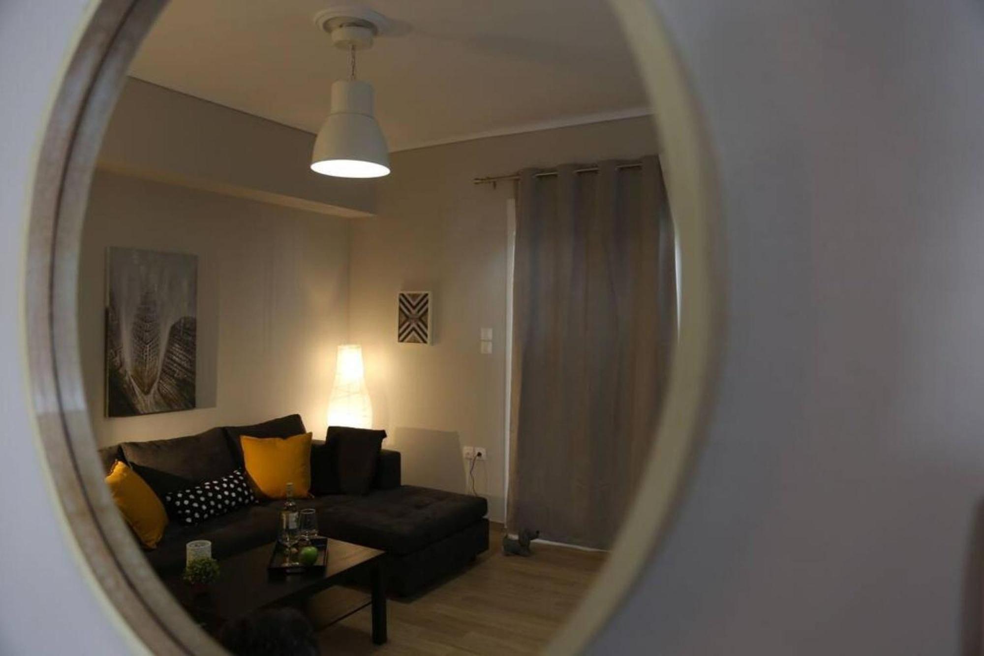Penthouse Lux Flat With 2 Bd Next To Larissis Lägenhet Aten Exteriör bild